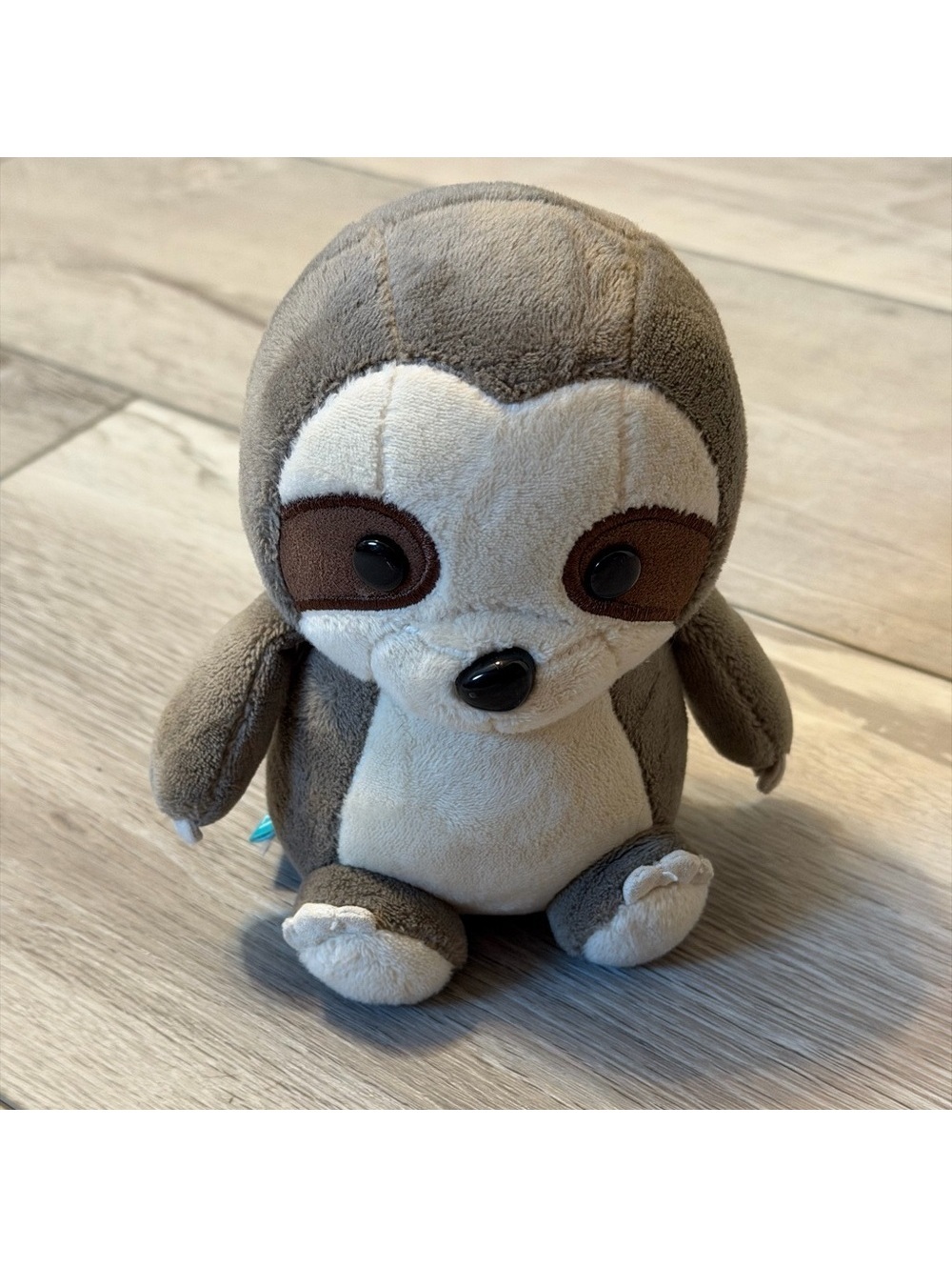 Bellzi Mini Slothi the Sloth Kawaii Chibi Plushie